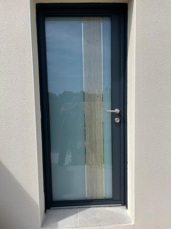 Pergola bioclimatique MATEST posée par Colombeau Alu