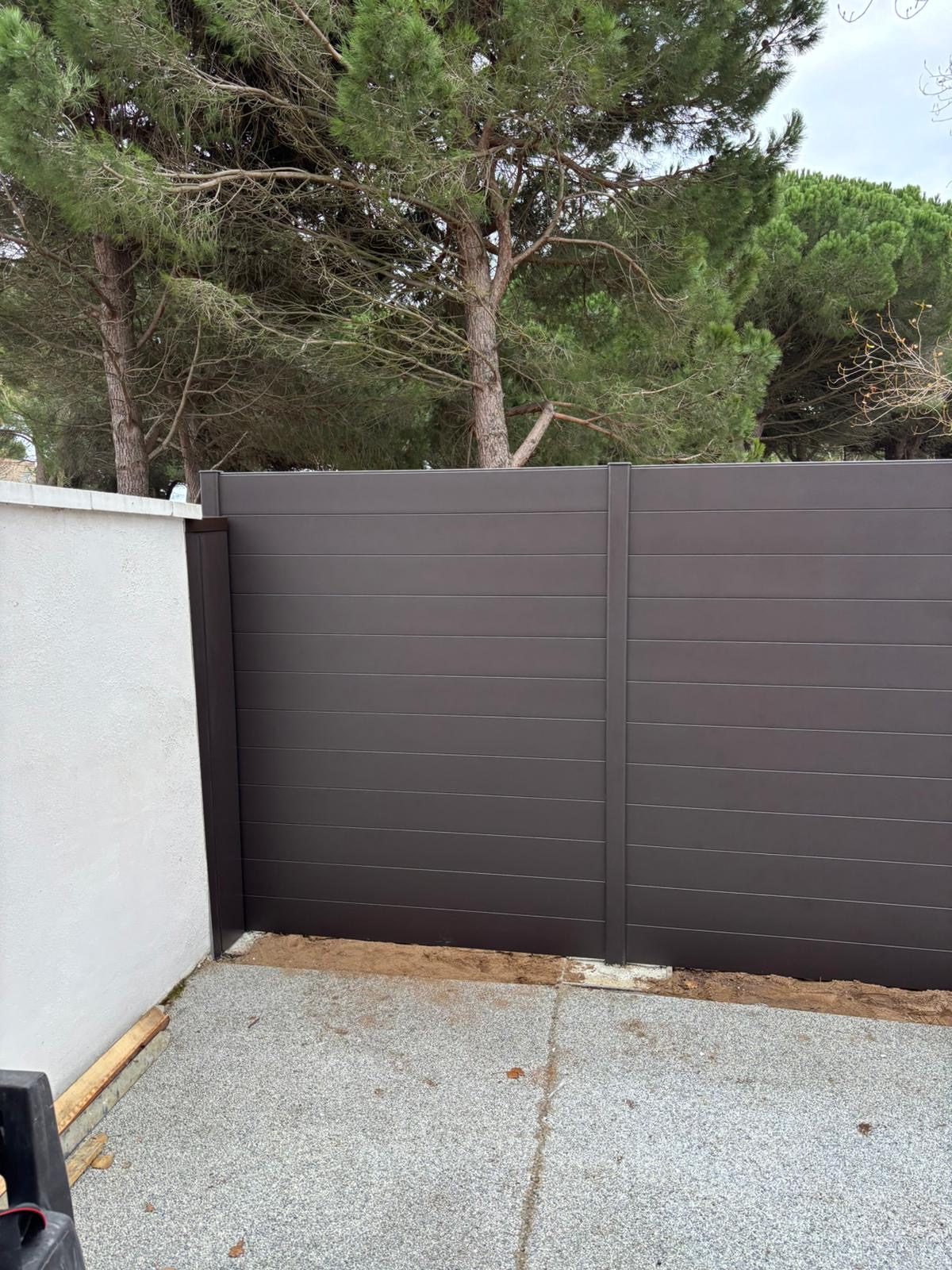 Pose d'un portail KSM par Colombeau Alu Beziers