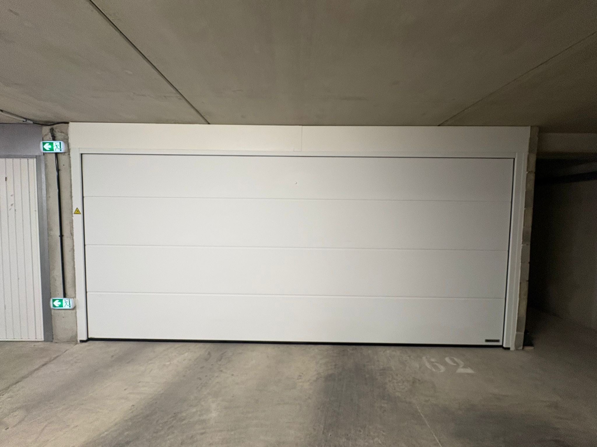 Pose d'une porte de Garage Hormann par Colombeau Alu Beziers