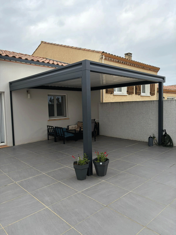 Pose de la pergola Bioclimatique MATEST par Columbeau Alu Bezier