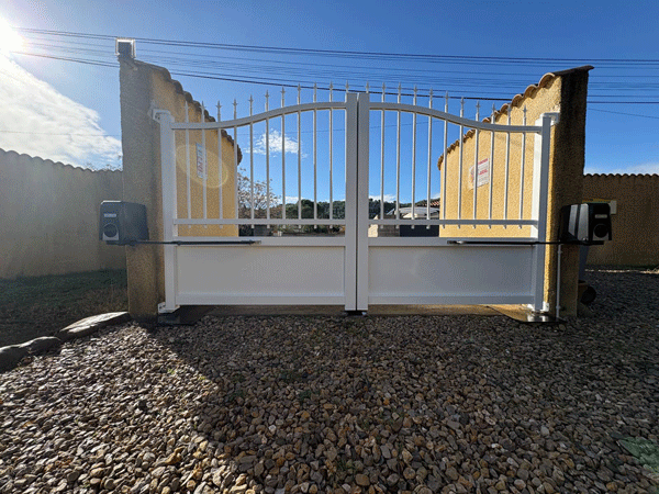 Pose d'une portail KSM par Colombeau Alu Beziers