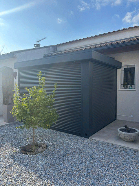 Pose d'une veranda SOKO par Colombeau Alu Beziers